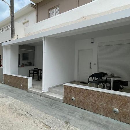 Paraskevi'S Apartments Kíssamos Extérieur photo
